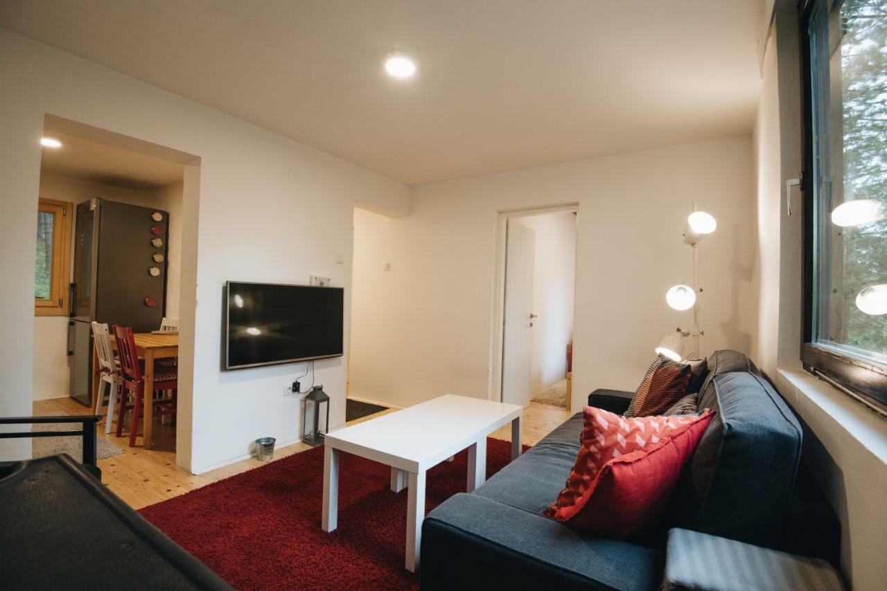 Ferienwohnung Sumska Kuca Kaludjerske Bare Exterior foto